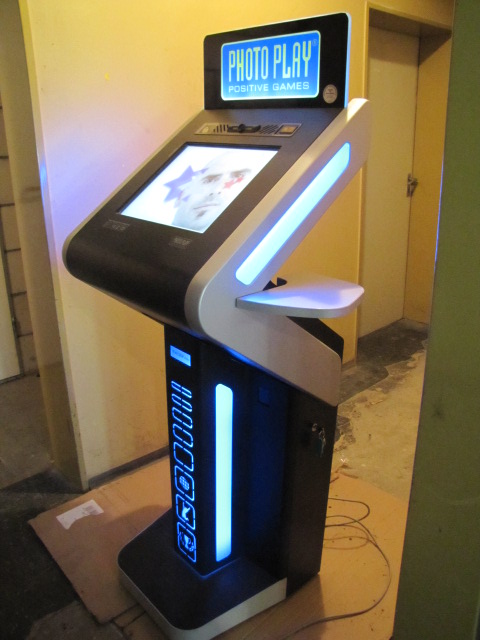 Photo_Play_Racer_4d864378a07c7.jpg